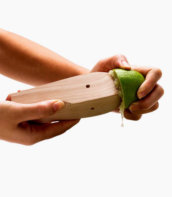 decoration-wooden-presen-2 - Smooth Website Designer